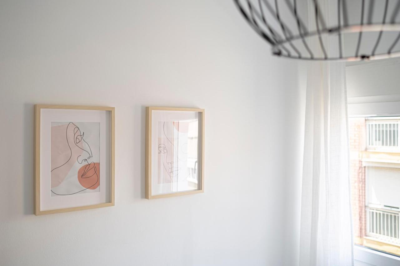 Apartment Beach Picasso Sant Adria de Besos Εξωτερικό φωτογραφία