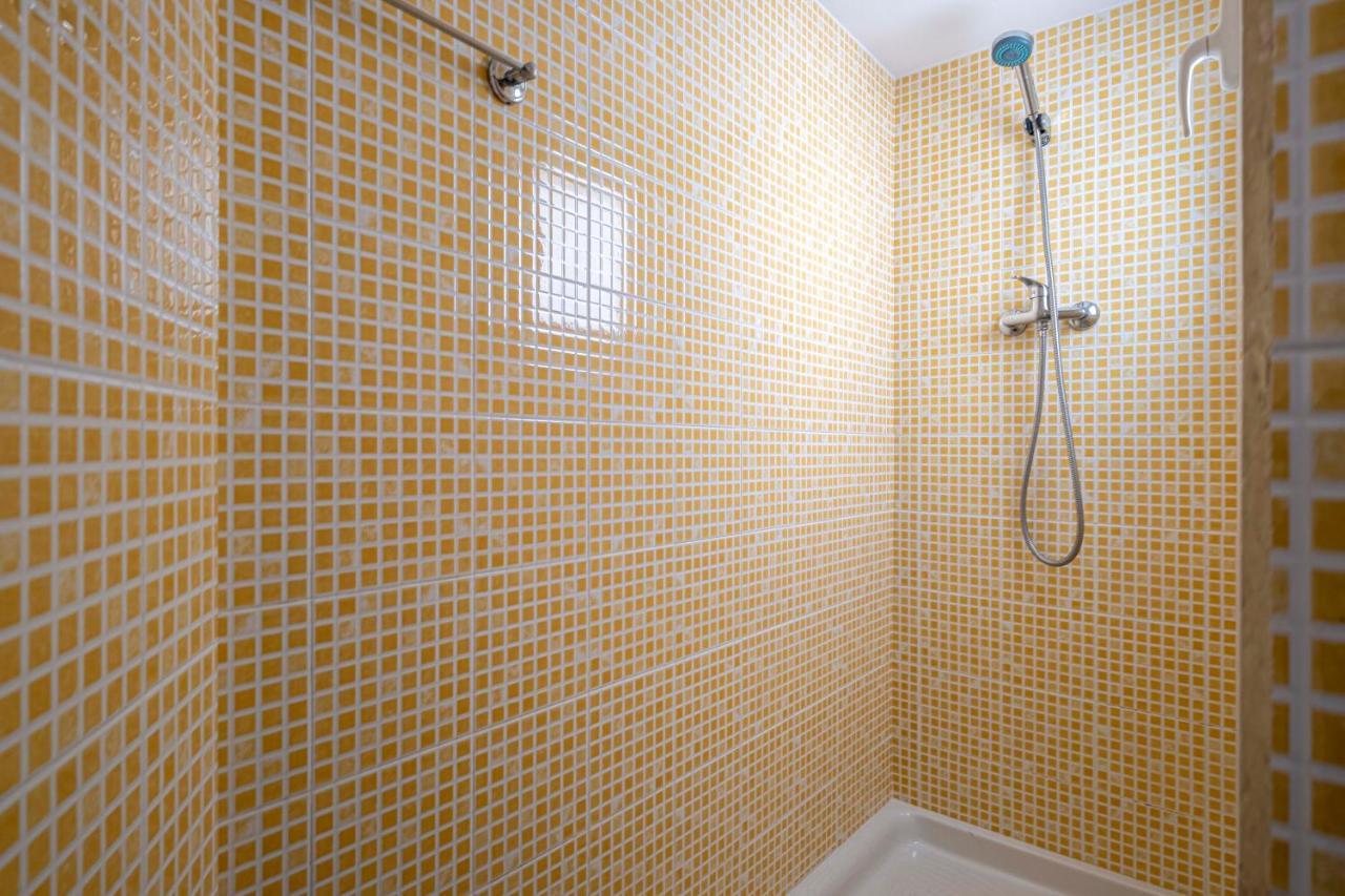 Apartment Beach Picasso Sant Adria de Besos Εξωτερικό φωτογραφία